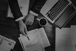 Création d'une société spécialisée dans le Data Management