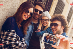 Plateforme de mise en relation entre voyageurs et locaux 